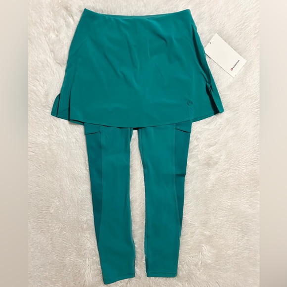 Lululemon 2 in 1 High Rise Tennis Skirt Leggings 25” - Picture 13 of 16